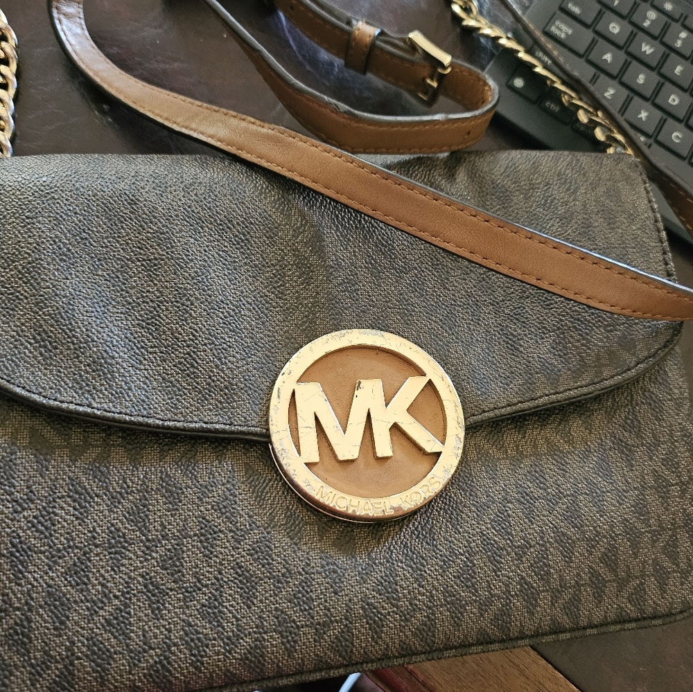 Michael Kors - Picture 2 of 5
